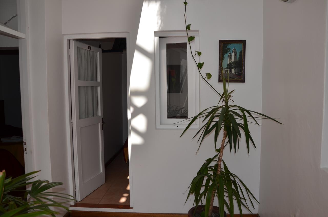 Hotel Romi Колония дел Сакременто Екстериор снимка
