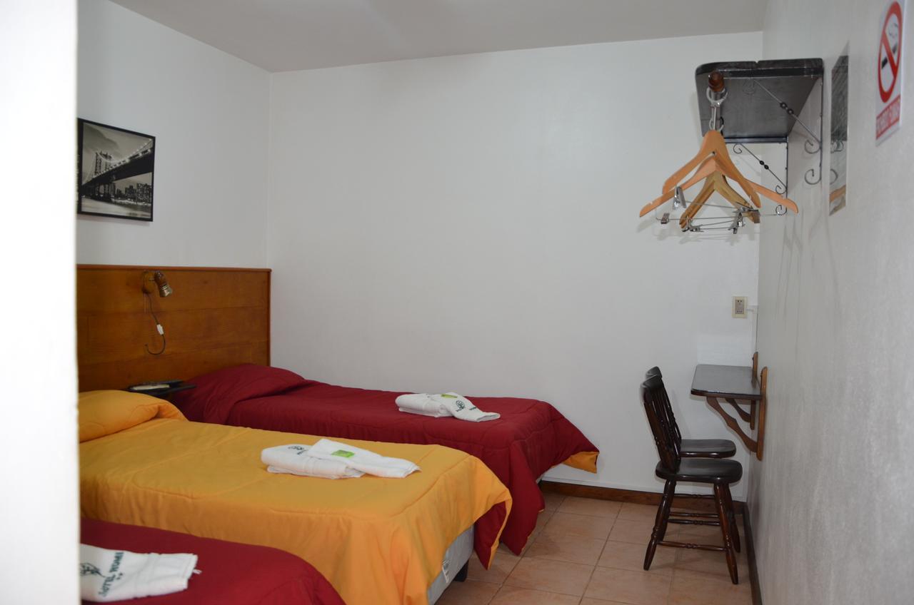Hotel Romi Колония дел Сакременто Екстериор снимка